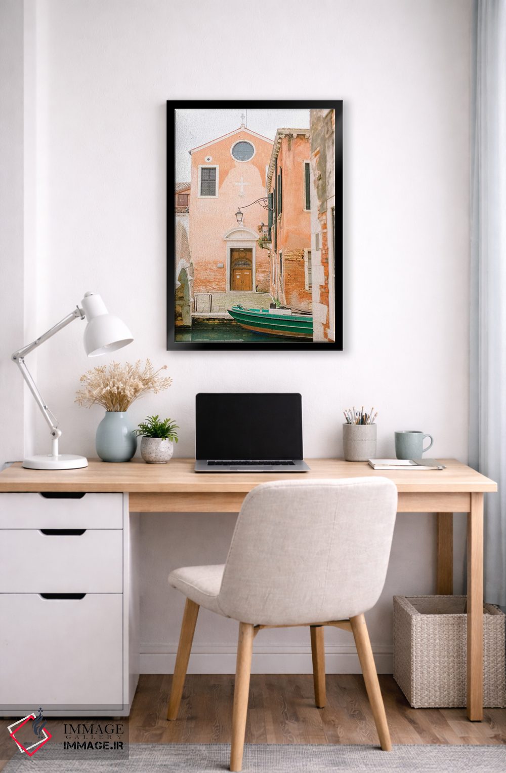 تابلو دکوراتیو Venice, Italy,قایق سبز، ونیز، ایتالیا اثر لاولی لیتل هوم کو - D6B