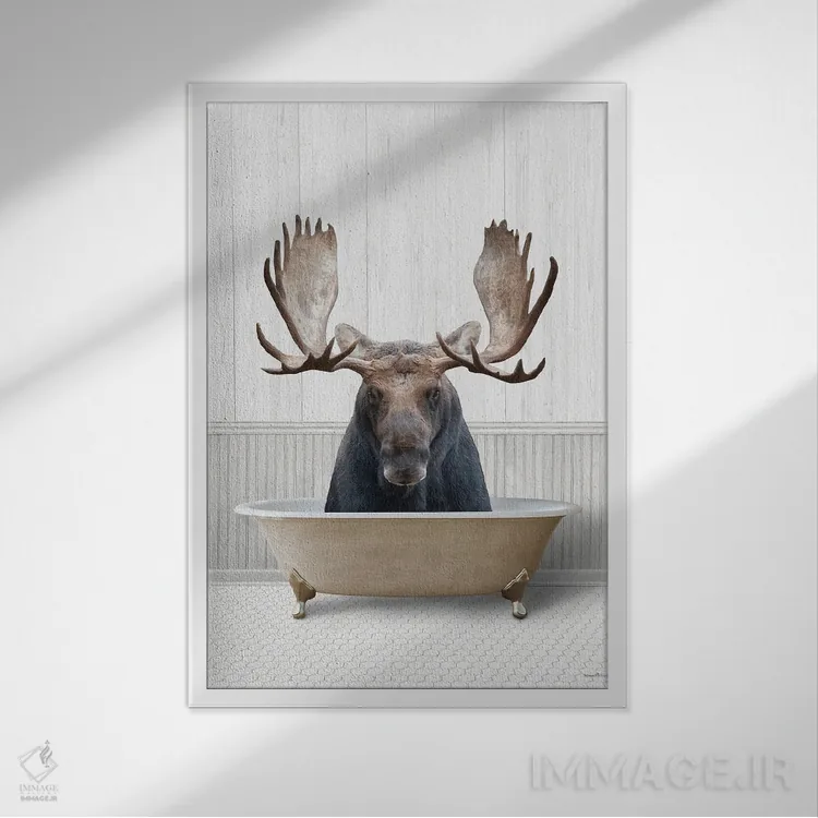 تابلو دکوراتیو گوزن شمالی زمان حمام اثر لترد اند لایند - نمای قابدار سفید
