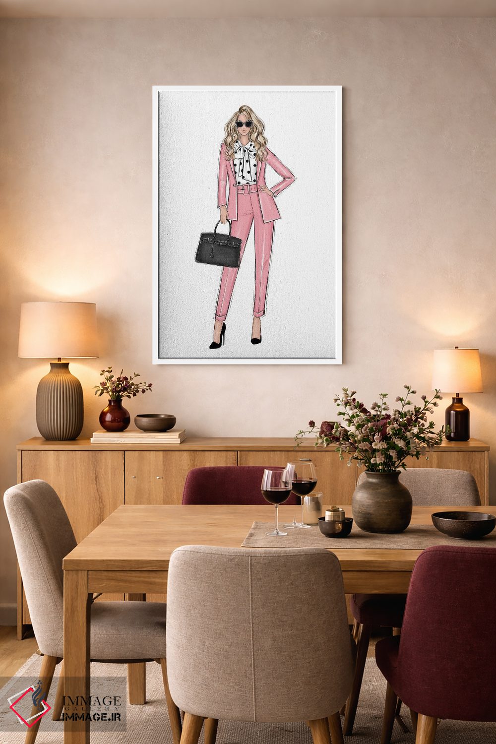 تابلو دکوراتیو رئیس دختر با لباس صورتی؛ بلوند اثر لالانا آرتس - D6W