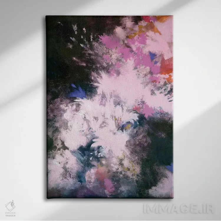 تابلو انتزاعی شکوفه های میان ستاره ای اثر لورا می دوریس - نمای روبهرو روی دیوار