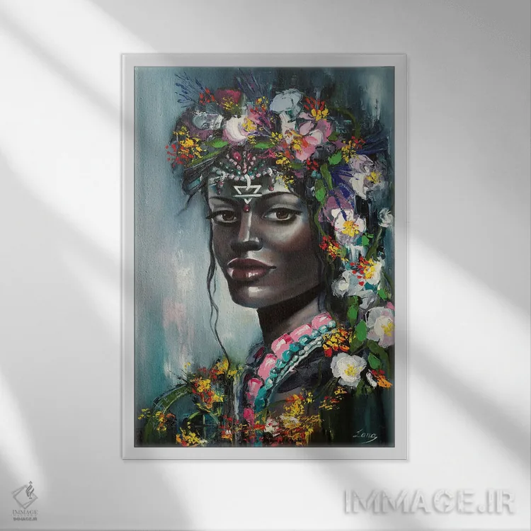 تابلو دکوراتیو زمین اثر لانا فری - نمای قابدار سفید