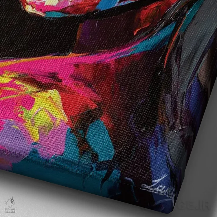 تابلو دکوراتیو چیزی بیش از شب اثر لانا فری - نمای نزدیک بافت بوم