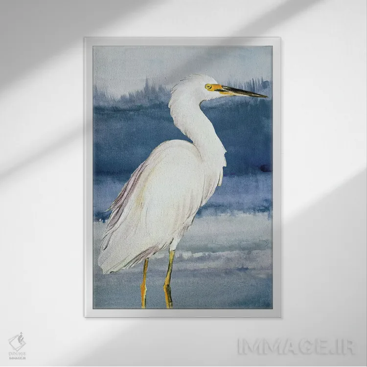 تابلو دکوراتیو "حواصیل روی زمینه آبی شماره دو" اثر لینی لورث - نمای قابدار سفید