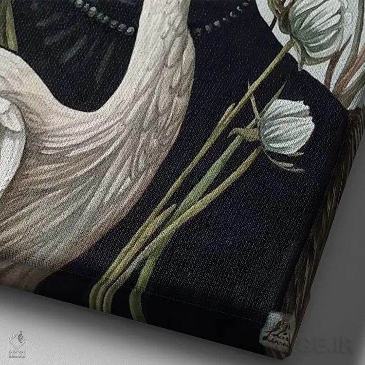 تابلو دکوراتیو "شارلوت" اثر لیزا لنون - نمای نزدیک بافت بوم