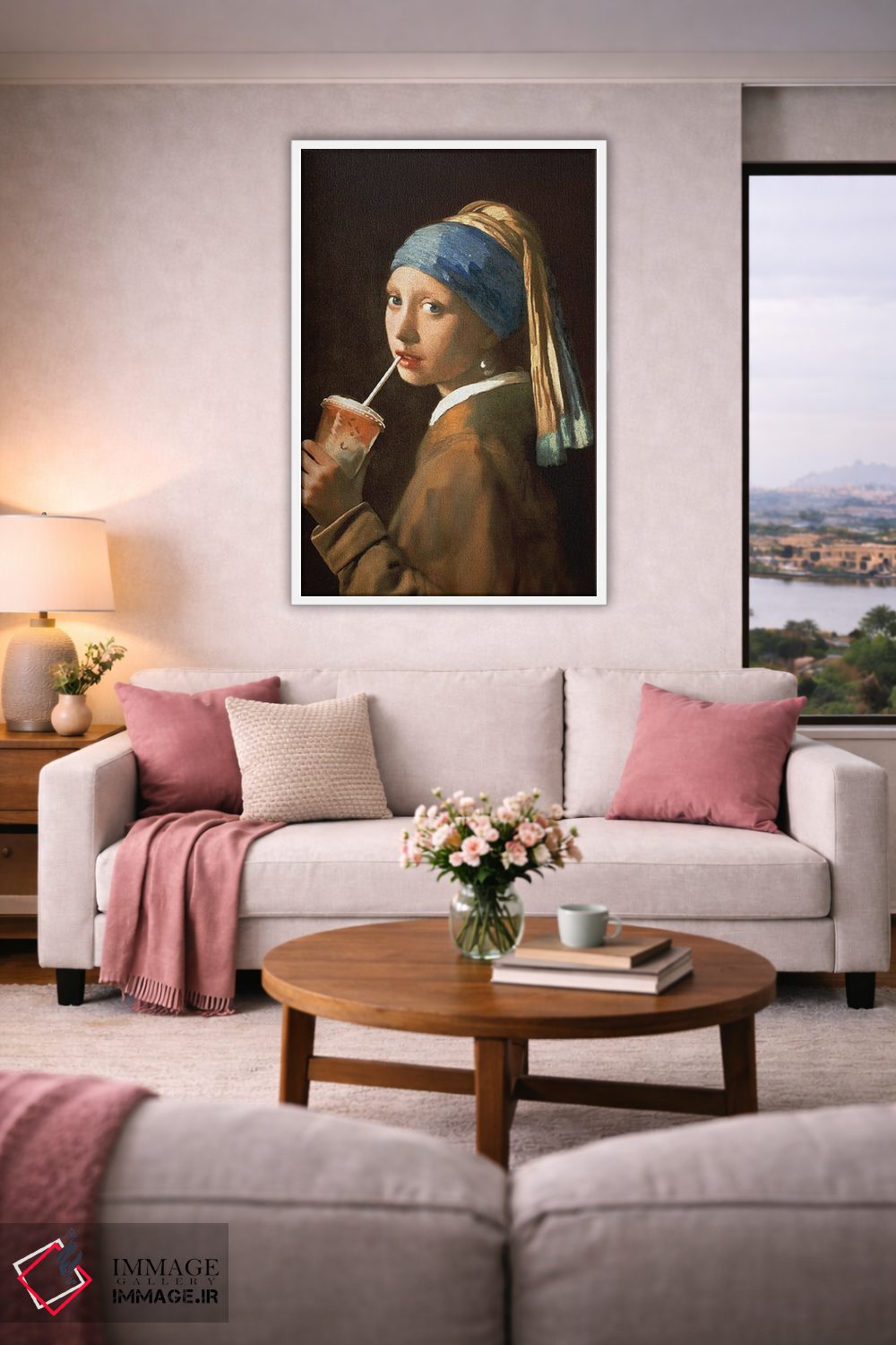 تابلو دکوراتیو "دختری با لاته یخ زده" اثر یوناس لوس - D4W