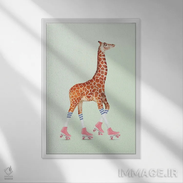 تابلو دکوراتیو "زرافه اسکیت سواری" اثر یوناس لوس - نمای قابدار سفید