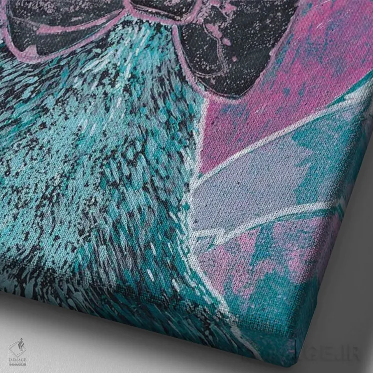 تابلو دکوراتیو "شکوه طاووس" اثر شارلین لومیس - نمای نزدیک بافت بوم