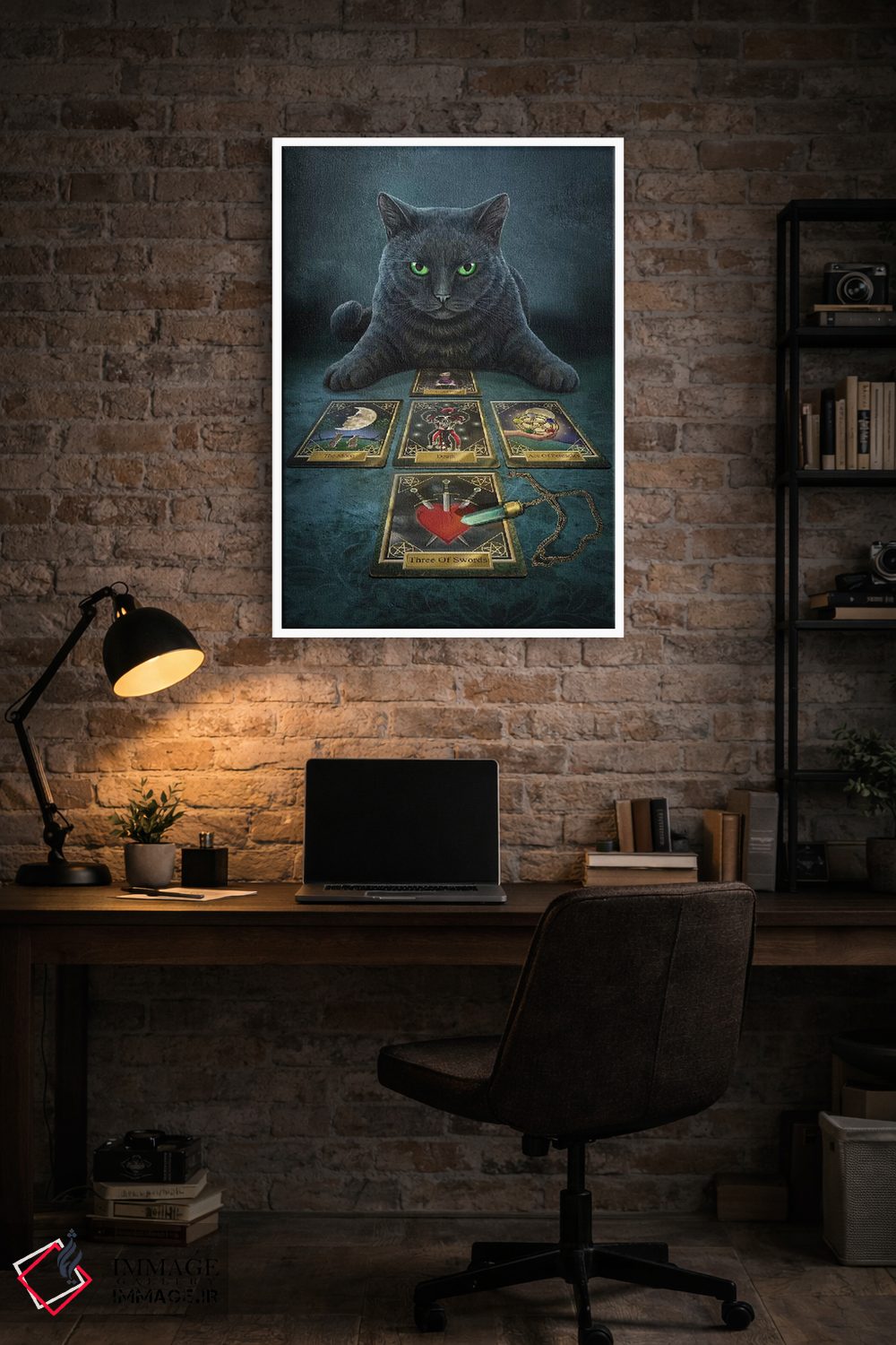 تابلو دکوراتیو "ارتباط گیرنده با ارواح" اثر لیزا پارکر - D2W