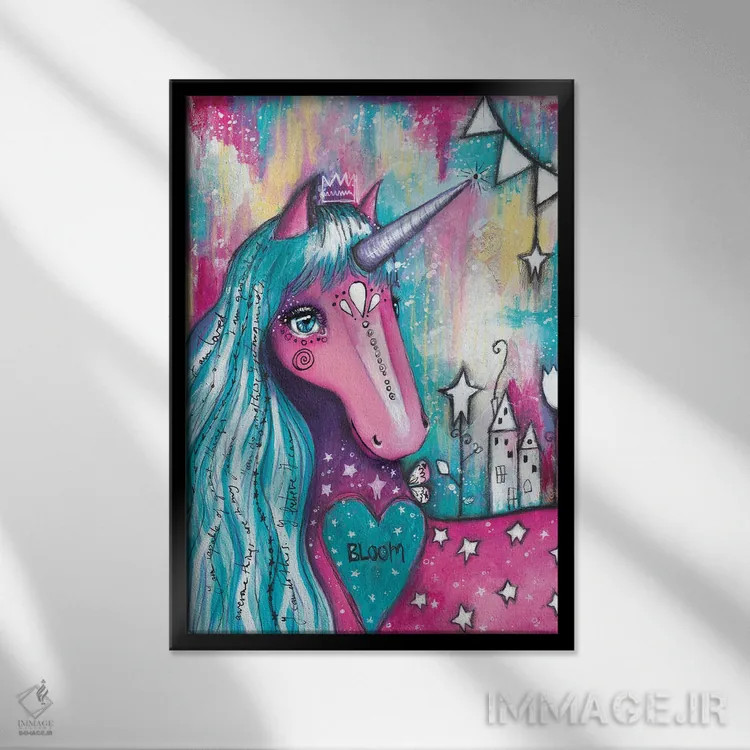 تابلو دکوراتیو عشق اسب شاخدار اثر تامارا لاپورت - نمای قابدار مشکی