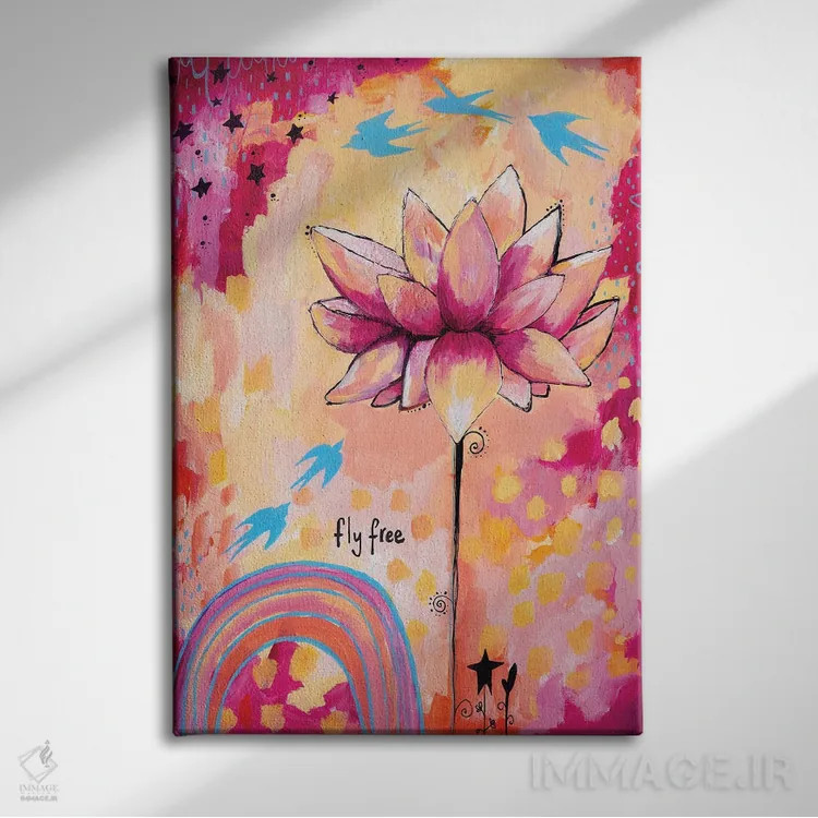 تابلو دکوراتیو نیلوفر آزاد پرواز کن اثر تامارا لاپورت - نمای روبهرو روی دیوار