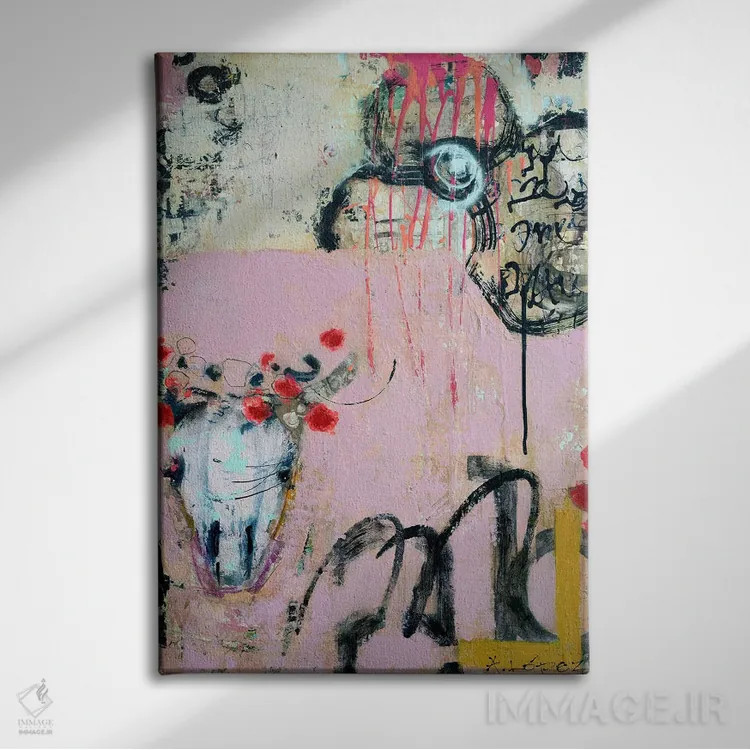 تابلو انتزاعی ملکه دنیای زیرزمینی اثر آندریا لوپز - نمای روبهرو روی دیوار