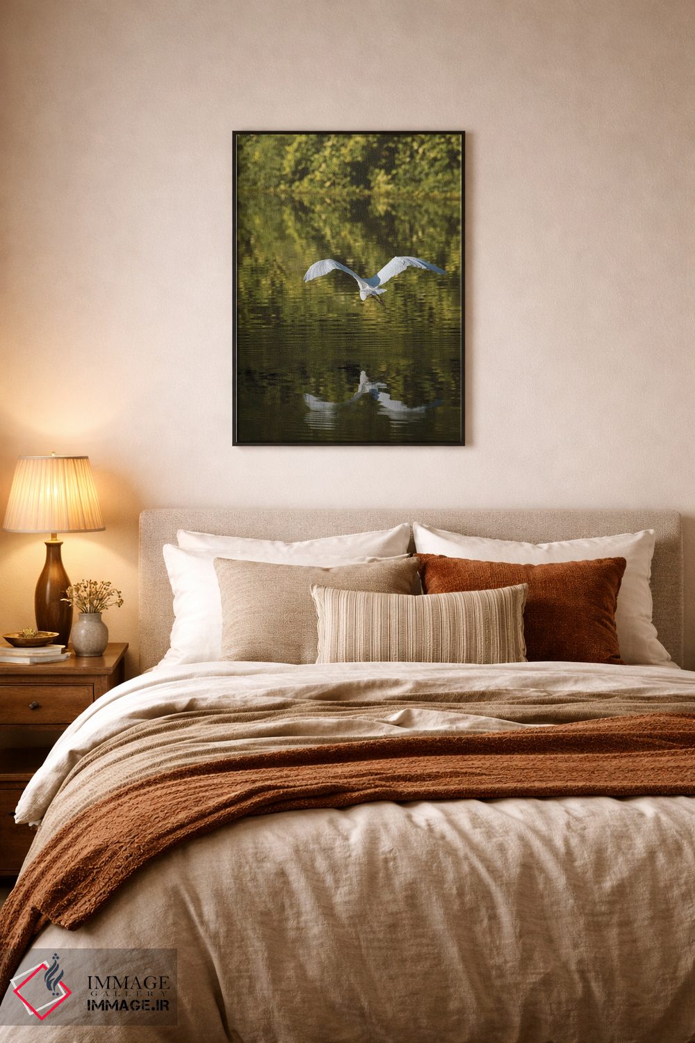 تابلو دکوراتیو اگرت بر فراز آب های طلایی اثر لوئیس راث - D5B