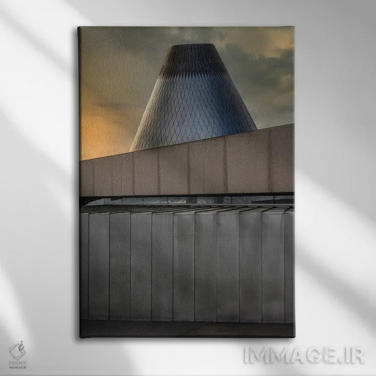 تابلو دکوراتیو اون بالا قرار دارد اثر لوئیس راث - نمای روبهرو روی دیوار