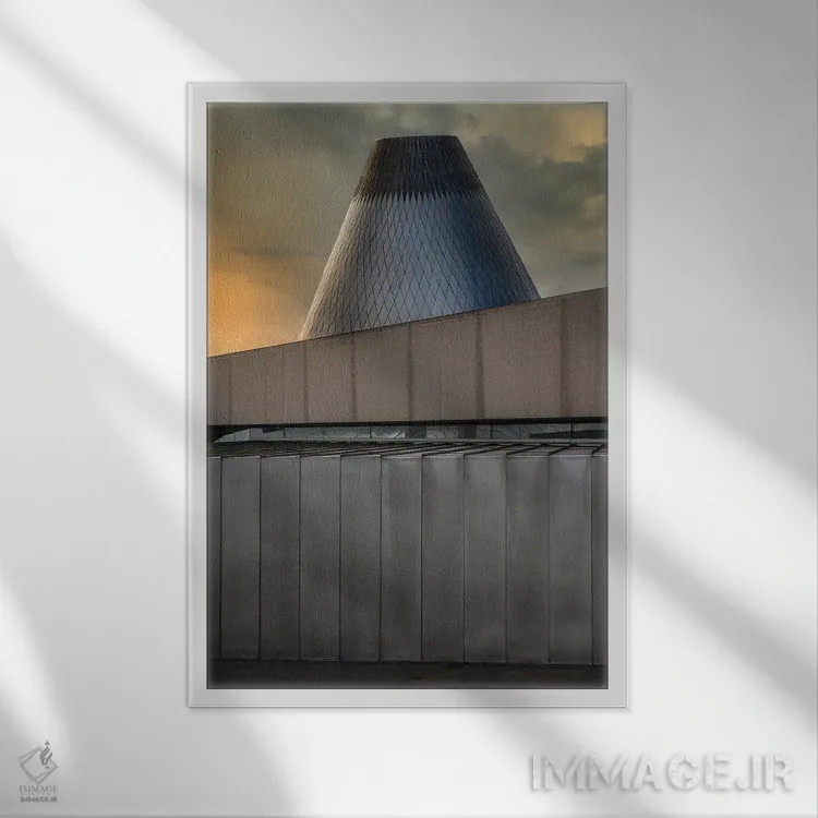 تابلو دکوراتیو اون بالا قرار دارد اثر لوئیس راث - نمای قابدار سفید