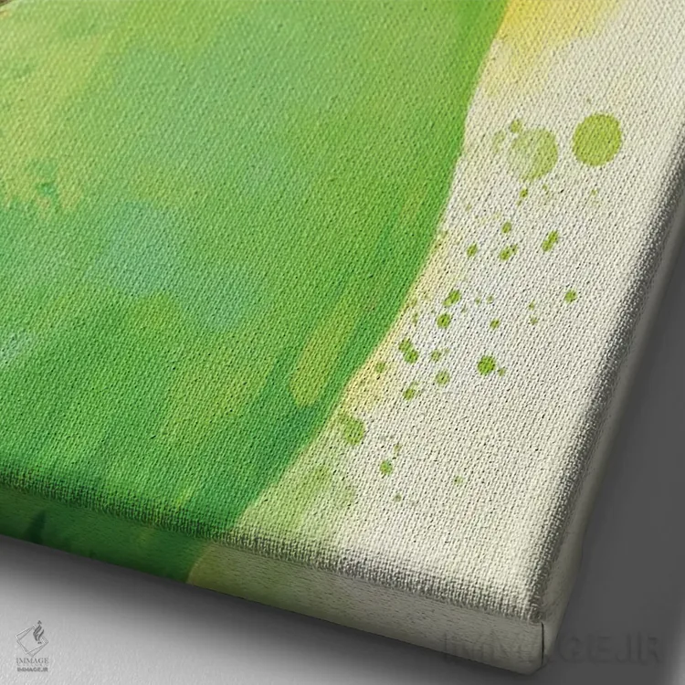 تابلو دکوراتیو پرتره مرغ عشق سبز اثر لوییز گلبی - نمای نزدیک بافت بوم