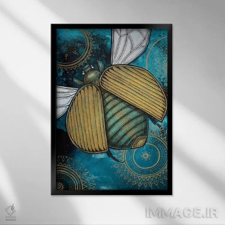 تابلو دکوراتیو اسکاراب طلایی اثر لینت شلی - نمای قابدار مشکی