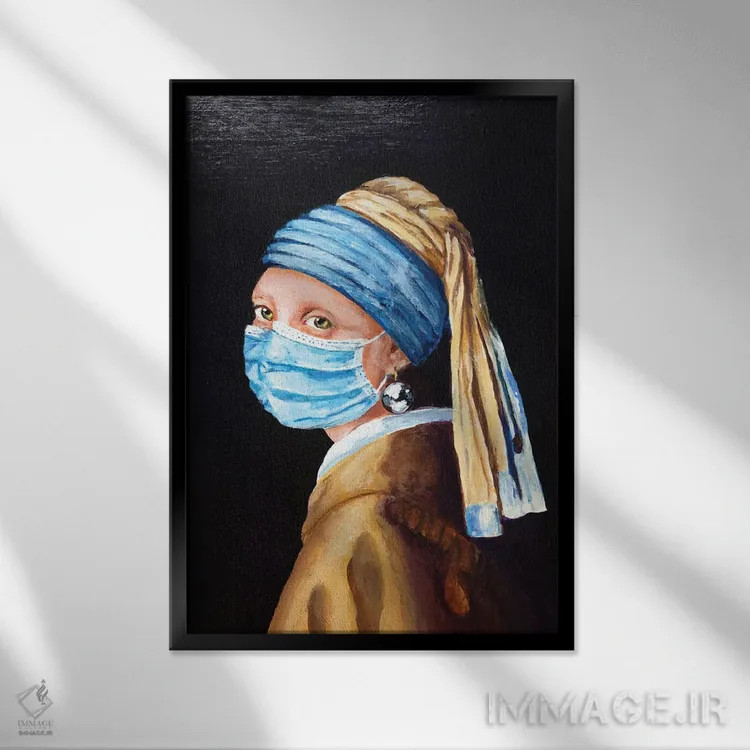 تابلو دکوراتیو دختر با گوشواره و ماسک شماره بیست و سه اثر لنا اسمیرنوا - نمای قابدار مشکی