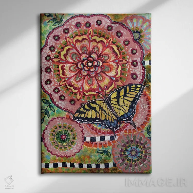 تابلو دکوراتیو پروانه دم چلچله ای اثر لینه آ توبیاس - نمای روبهرو روی دیوار