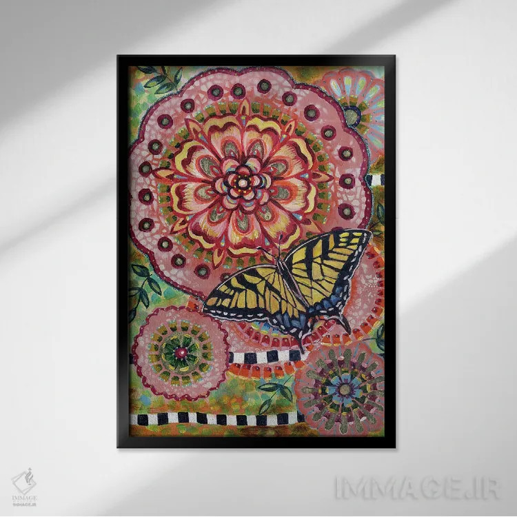 تابلو دکوراتیو پروانه دم چلچله ای اثر لینه آ توبیاس - نمای قابدار مشکی