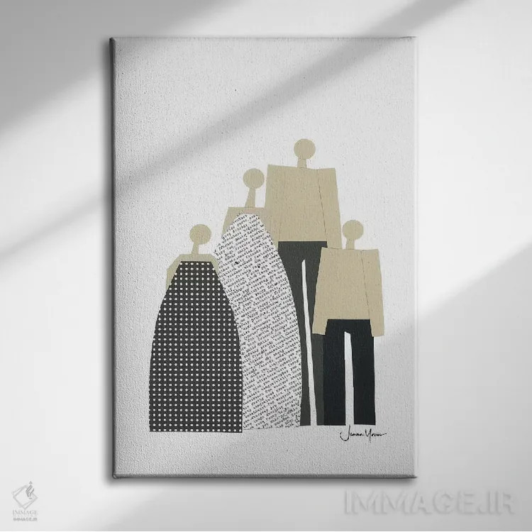 تابلو دکوراتیو پرتره خانواده هسته ای اثر لولوآرت استودیو - نمای روبهرو روی دیوار