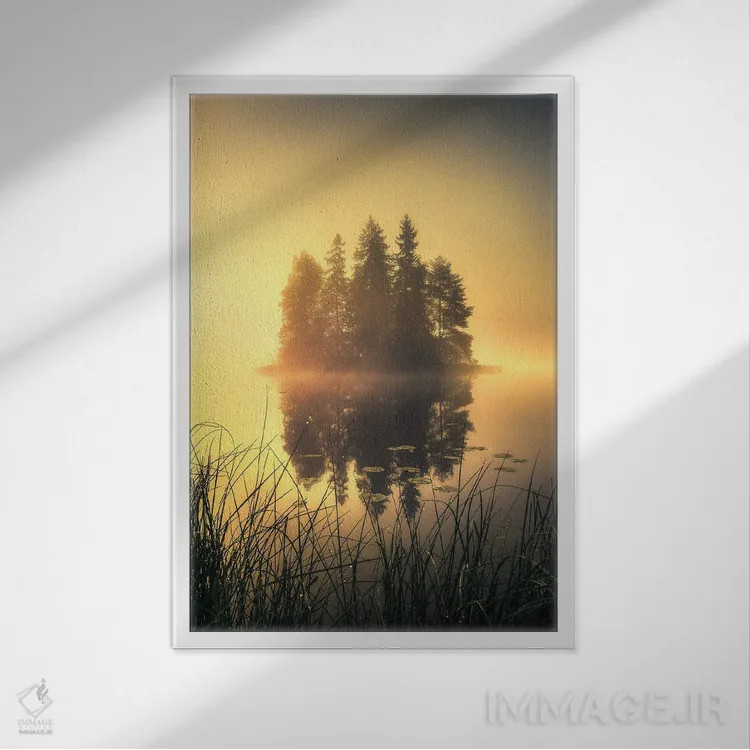 تابلو دکوراتیو مه اسرارآمیز اثر لاری لوهی - نمای قابدار سفید