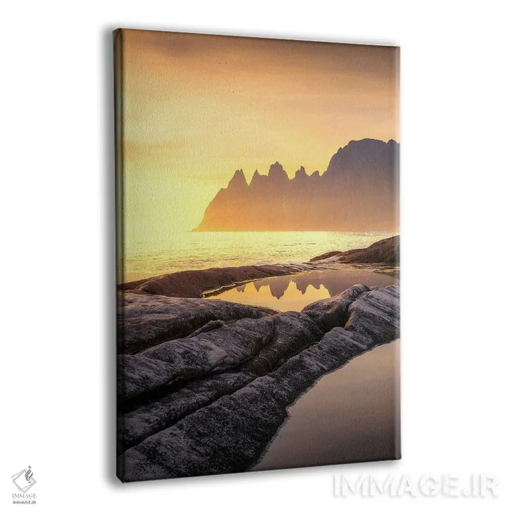 تابلو دکوراتیو خورشید نیمه شب در سنیا اثر لاری لوهی - نمای پرسپکتیو محصول