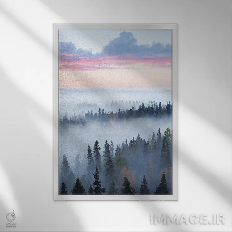 تابلو دکوراتیو بالای مه اثر لاری لوهی - نمای قابدار سفید