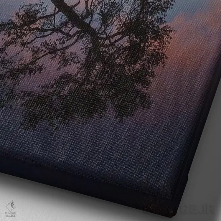 تابلو دکوراتیو خمیده اثر لاری لوهی - نمای نزدیک بافت بوم