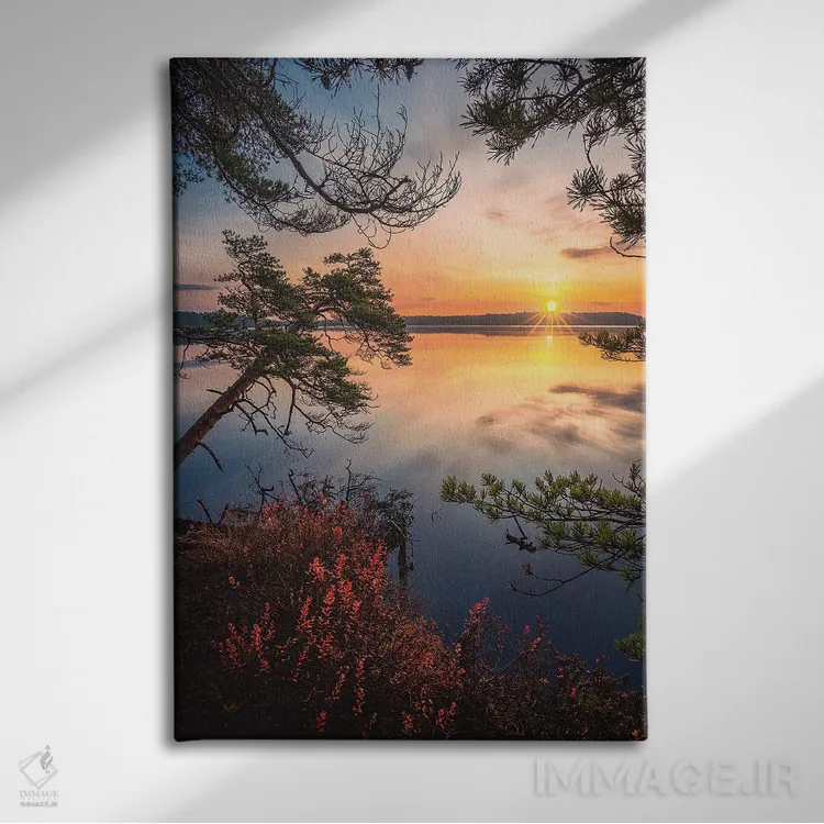 تابلو دکوراتیو دستیابی اثر لاری لوهی - نمای روبهرو روی دیوار