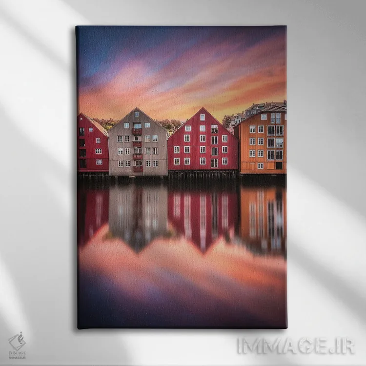 تابلو دکوراتیو تروندهیم اثر لاری لوهی - نمای روبهرو روی دیوار