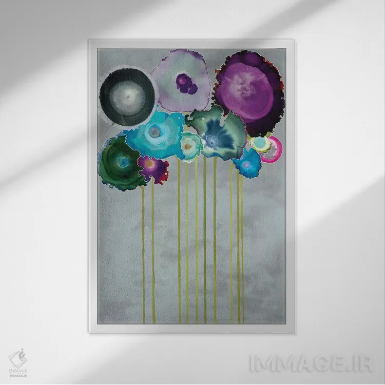 تابلو انتزاعی دسته گل نقره ای اثر لورا ون هورن - نمای قابدار سفید