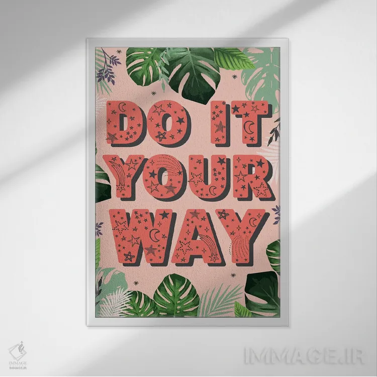 تابلو دکوراتیو نوجوان دوردست هرروزه ۱ اثر لیزا وایت باتن - نمای قابدار سفید