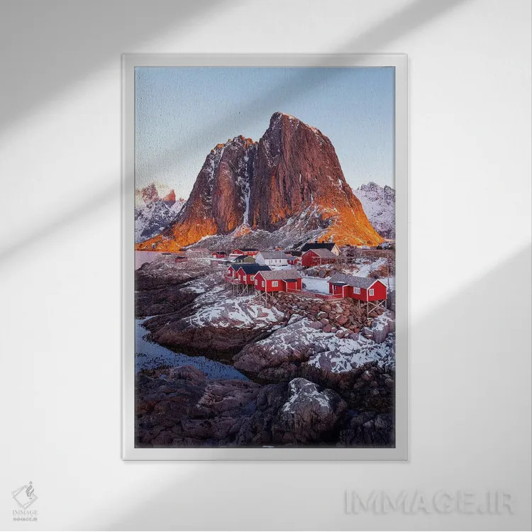 تابلو دکوراتیو همنوی اثر مارکو کارماسی - نمای قابدار سفید