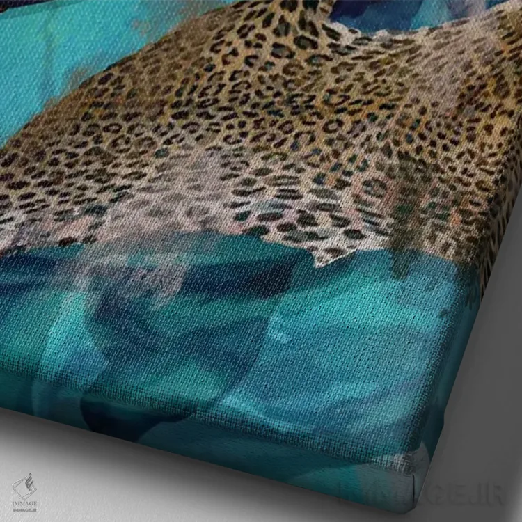 تابلو مدرن زیبایی مقدس اثر مارسیا آلک - نمای نزدیک بافت بوم