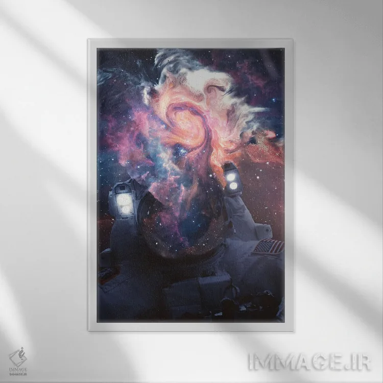 تابلو دکوراتیو کیهان نورد ۱ اثر ماریشا بکر - نمای قابدار سفید