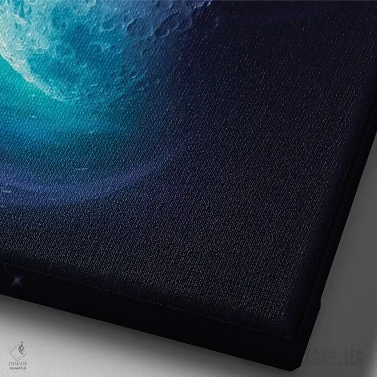 تابلو دکوراتیو ماه اثر ماریشا بکر - نمای نزدیک بافت بوم