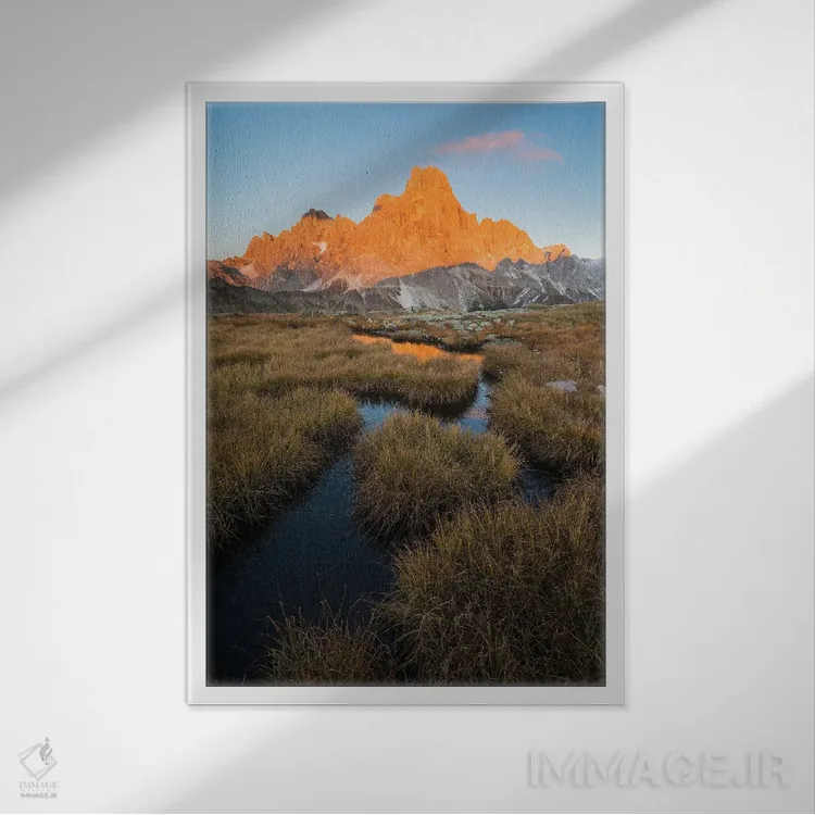 تابلو دکوراتیو دولومیت ها اثر مائورو باتیستلی - نمای قابدار سفید