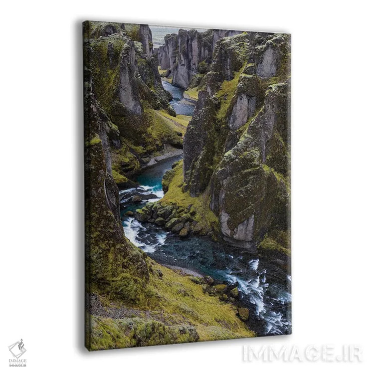 تابلو دکوراتیو منظره دره اثر مائورو باتیستلی - نمای پرسپکتیو محصول