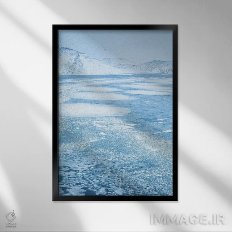 تابلو دکوراتیو آبی اثر مائورو باتیستلی - نمای قابدار مشکی