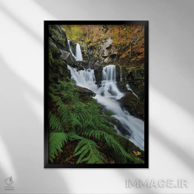 تابلو دکوراتیو کشف کردن اثر مائورو باتیستلی - نمای قابدار مشکی