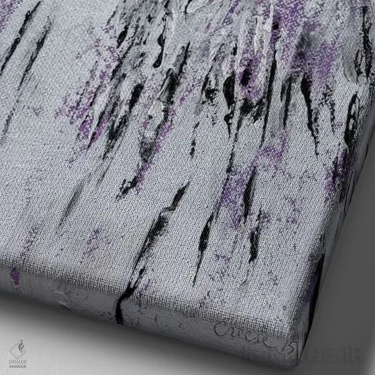 تابلو دکوراتیو جغد بنفش اثر مایکل کریس - نمای نزدیک بافت بوم