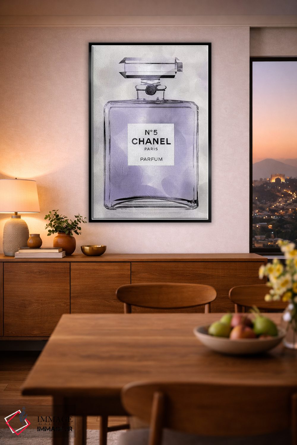 تابلو دکوراتیو بطری عطر بنفش اثر مدلین بلیک - D4B