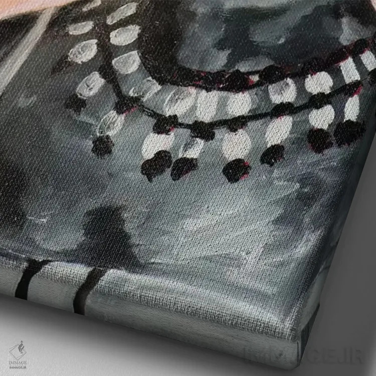 تابلو دکوراتیو نینا اثر مردیت استیل - نمای نزدیک بافت بوم