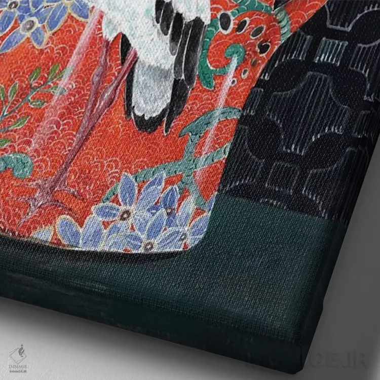 تابلو مدرن پارچ قرمز با نقش لک لک اثر میری اشت - نمای نزدیک بافت بوم