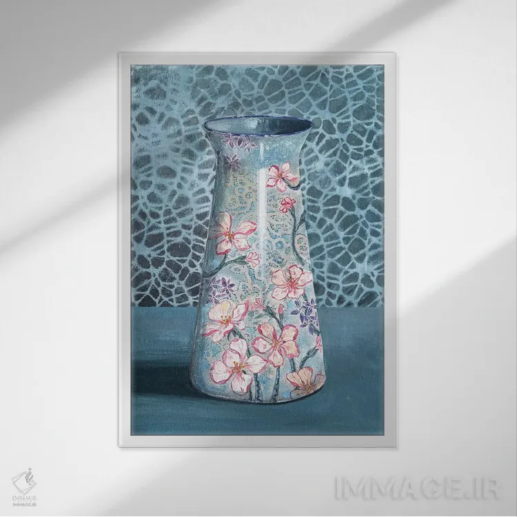 تابلو مدرن گلدان گل دار آبی-خاکستری اثر میری اشت - نمای قابدار سفید