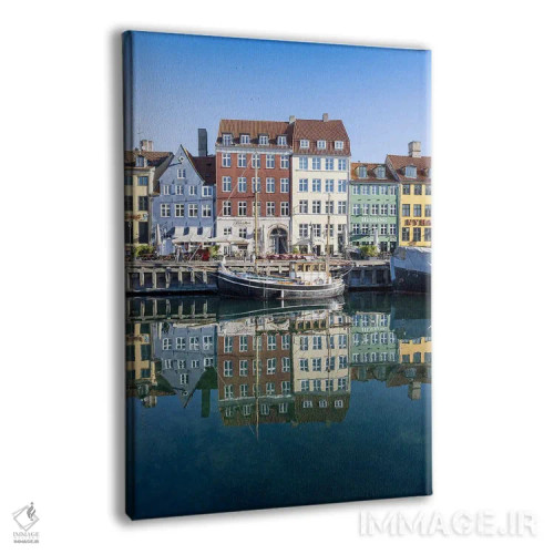 تابلو دکوراتیو آب زلال کپنهاگ در نیهاون اثر ملانی ویولا - نمای پرسپکتیو محصول