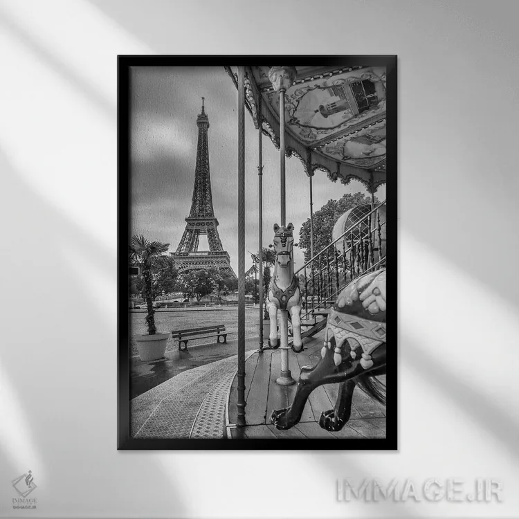 تابلو دکوراتیو پاریس معمولی اثر ملانی ویولا - نمای قابدار مشکی