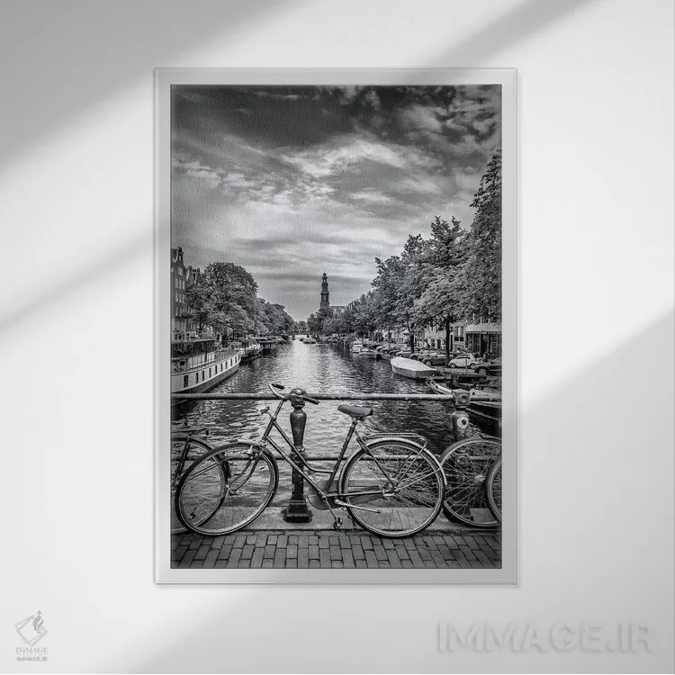 تابلو دکوراتیو آمستردام معمولی اثر ملانی ویولا - نمای قابدار سفید