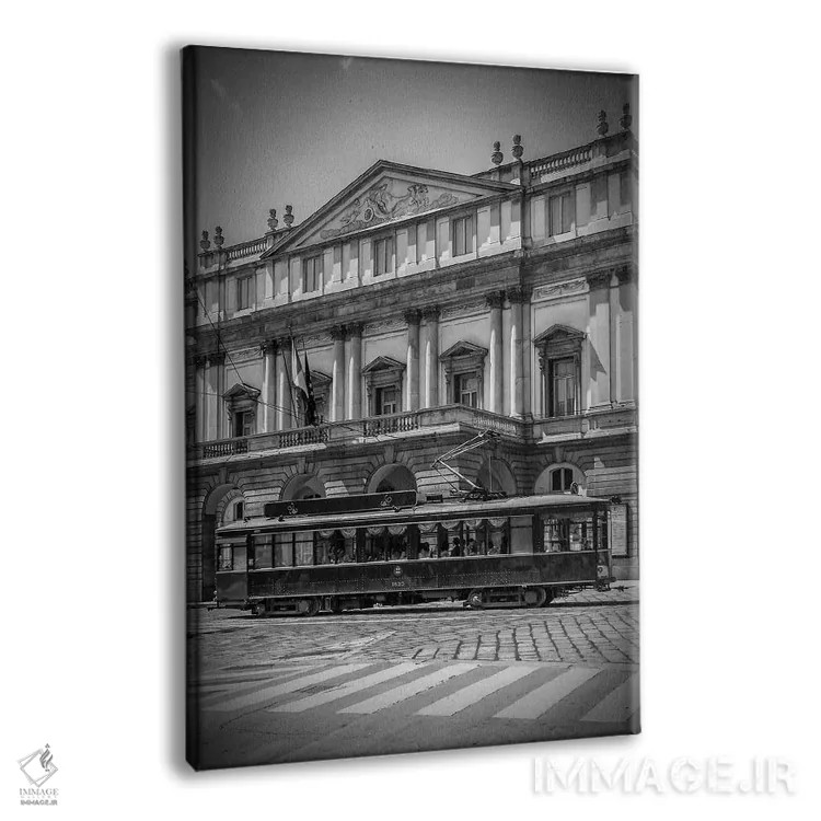 تابلو دکوراتیو تئاتر لا اسکالا میلان و تراموا اثر ملانی ویولا - نمای پرسپکتیو محصول