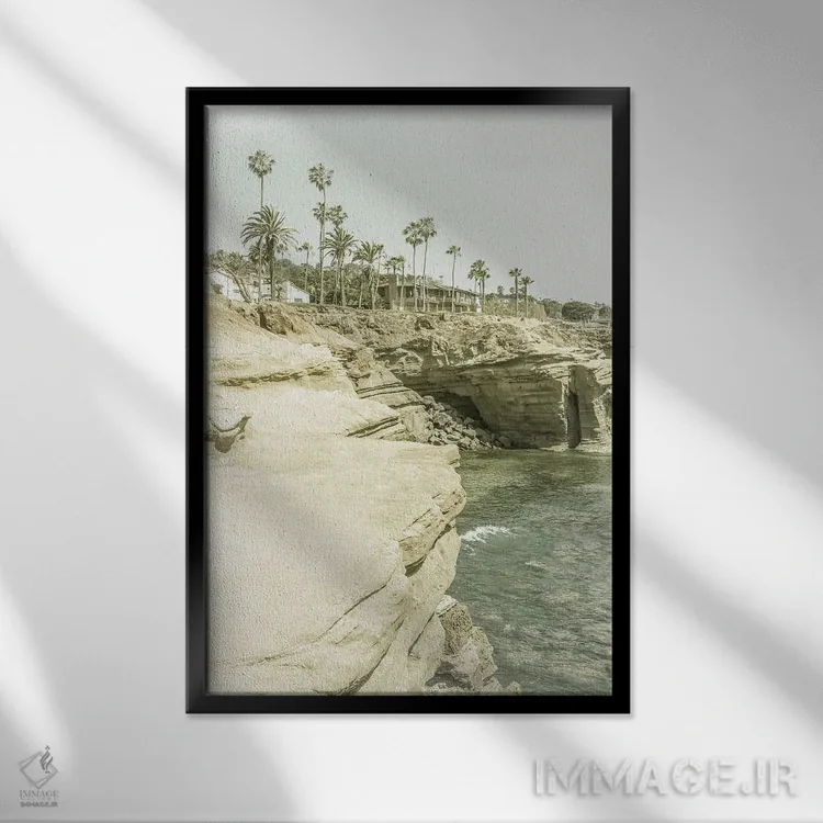 تابلو دکوراتیو صخره های غروب سن دیگو | وینتیج اثر ملانی ویولا - نمای قابدار مشکی